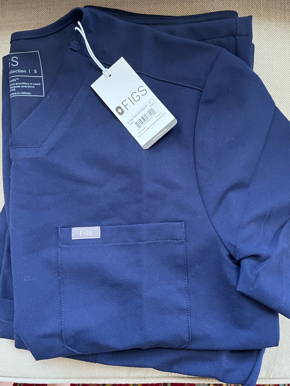 Figs Men’s Navy Scrub Set
